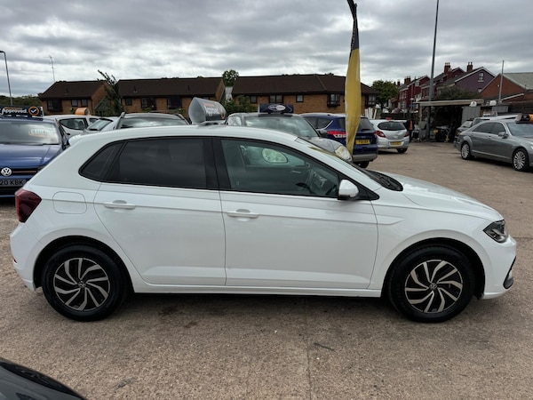 Used Volkswagen Polo 2023 for sale - 75542636: Photo 9