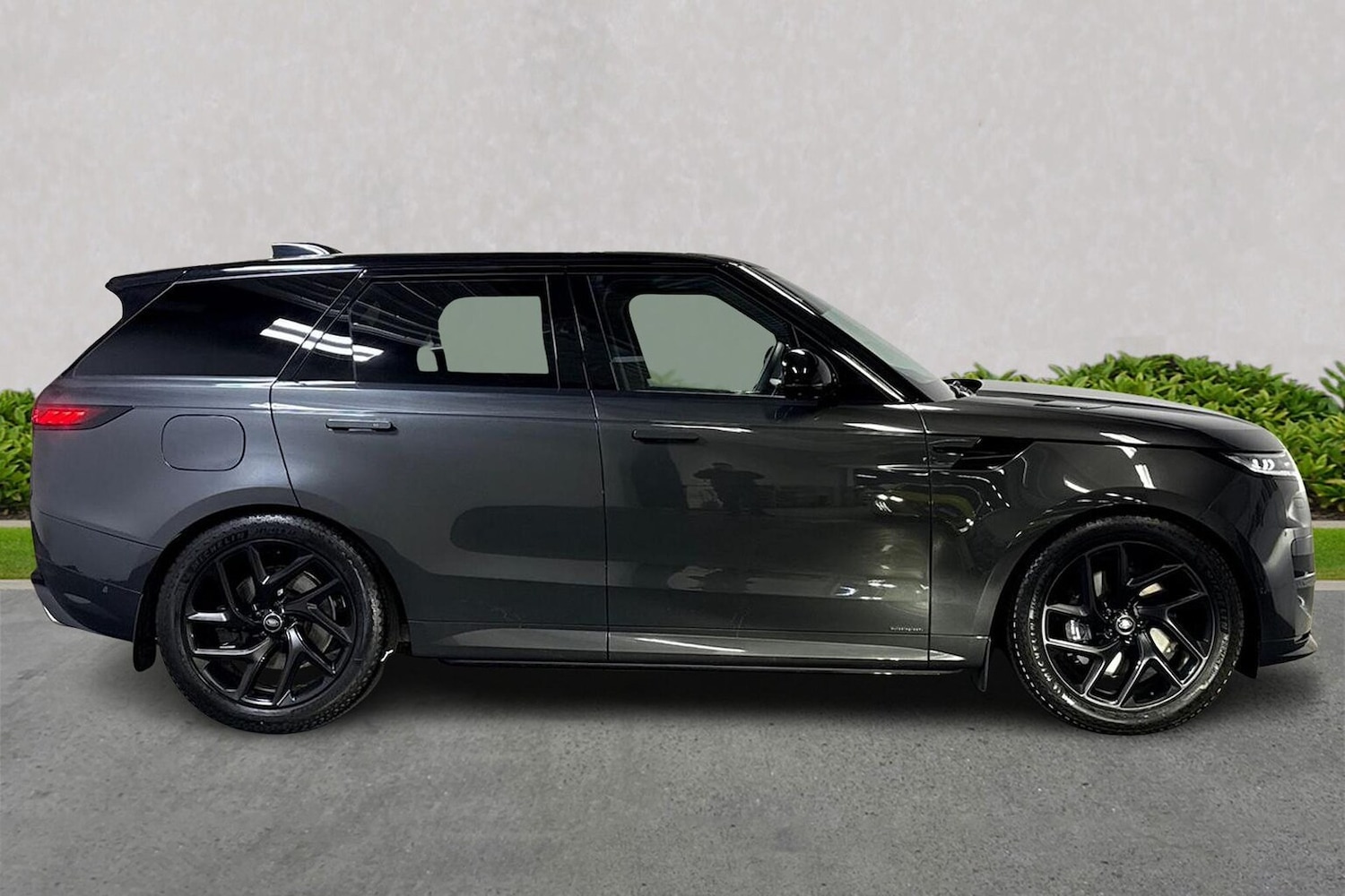 Used Land Rover Range Rover Sport 2025 for sale - 76763405: Photo 3