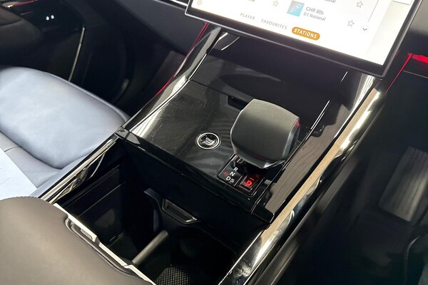 Used Land Rover Range Rover Sport 2024 for sale - 76101395: Photo 13