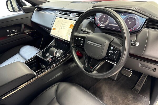 Used Land Rover Range Rover Sport 2024 for sale - 76101395: Photo 15