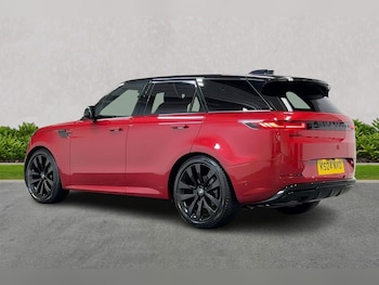 Used Land Rover Range Rover Sport 2024 for sale - 76101395: Photo 2