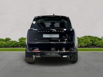 Used Land Rover Range Rover 2025 for sale - 78904990: Photo
