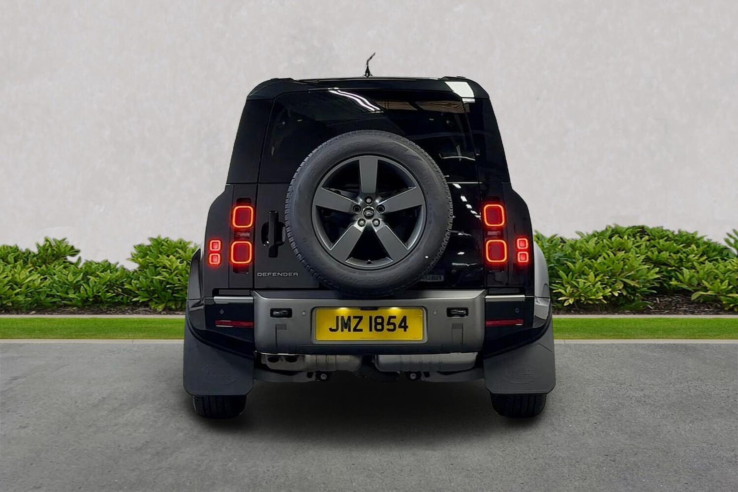 Used Land Rover Defender 2025 for sale - 76492432: Photo 4