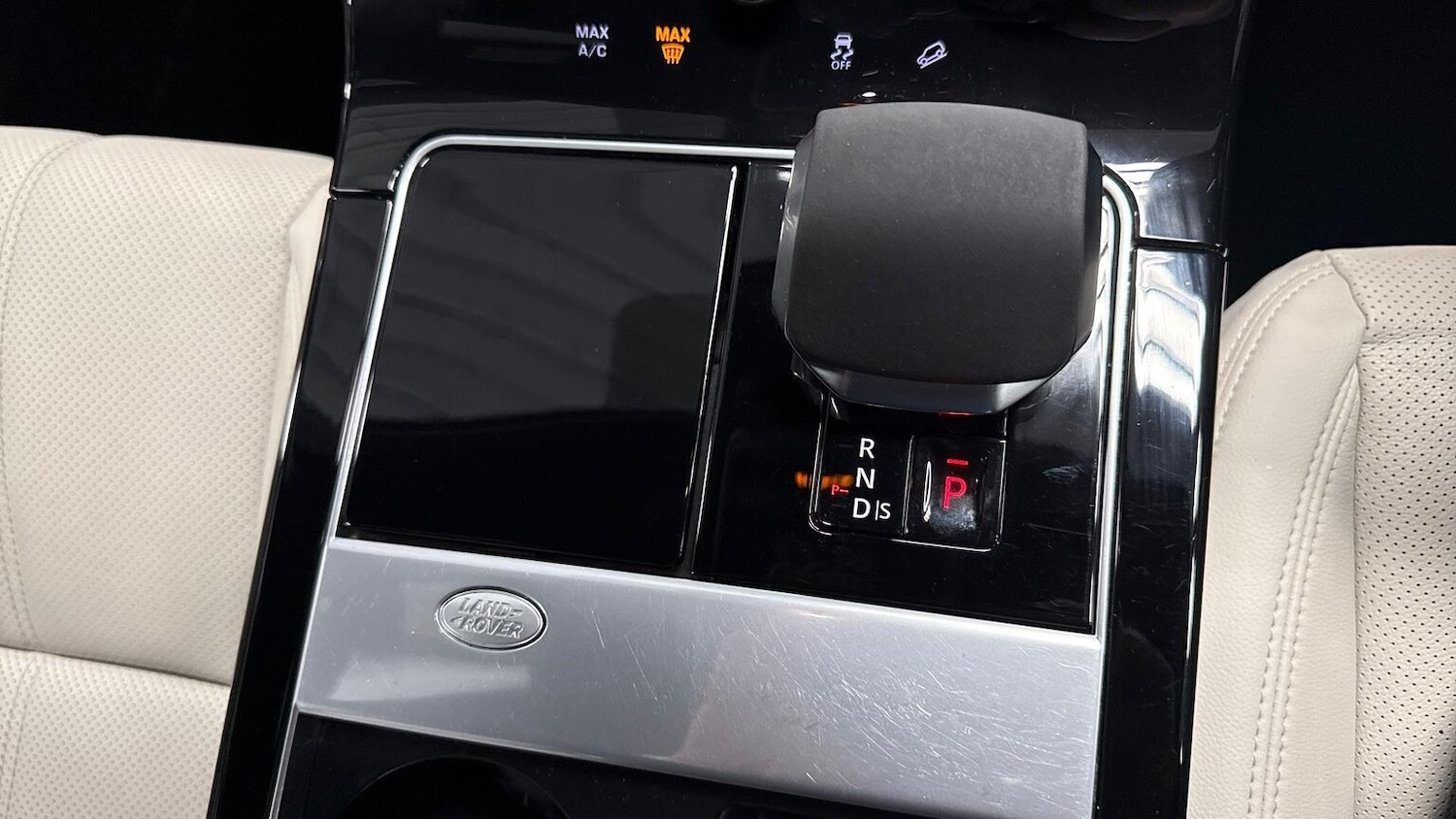 Used Land Rover Range Rover Velar 2021 for sale - 76531374: Photo 13