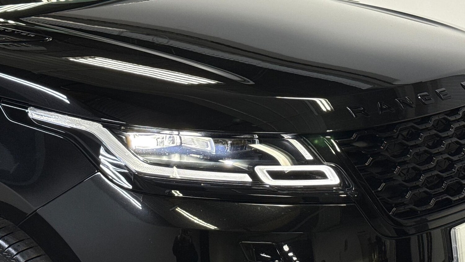 Used Land Rover Range Rover Velar 2021 for sale - 76531374: Photo 17