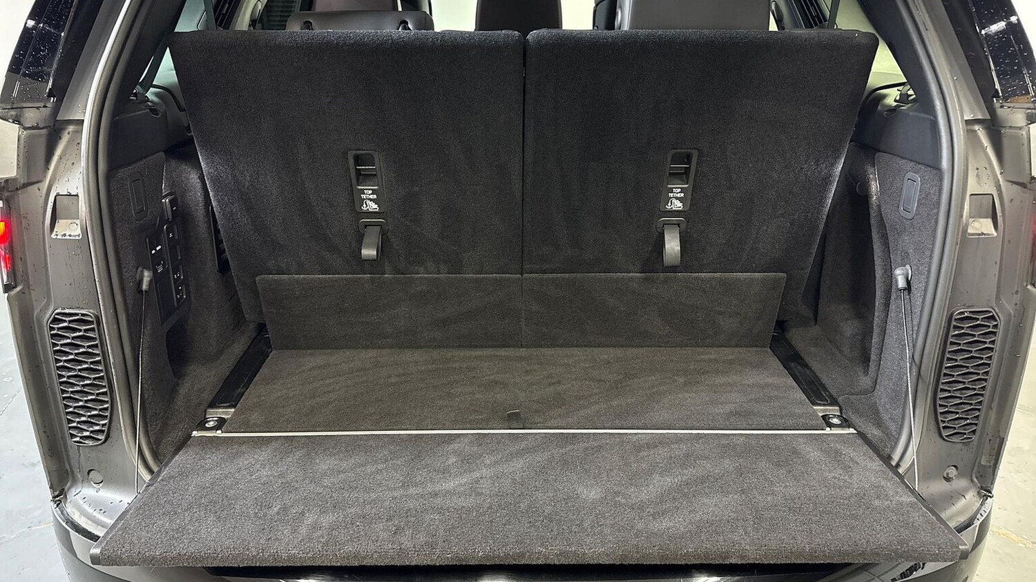 Used Land Rover Discovery 2024 for sale - 77489794: Photo 10