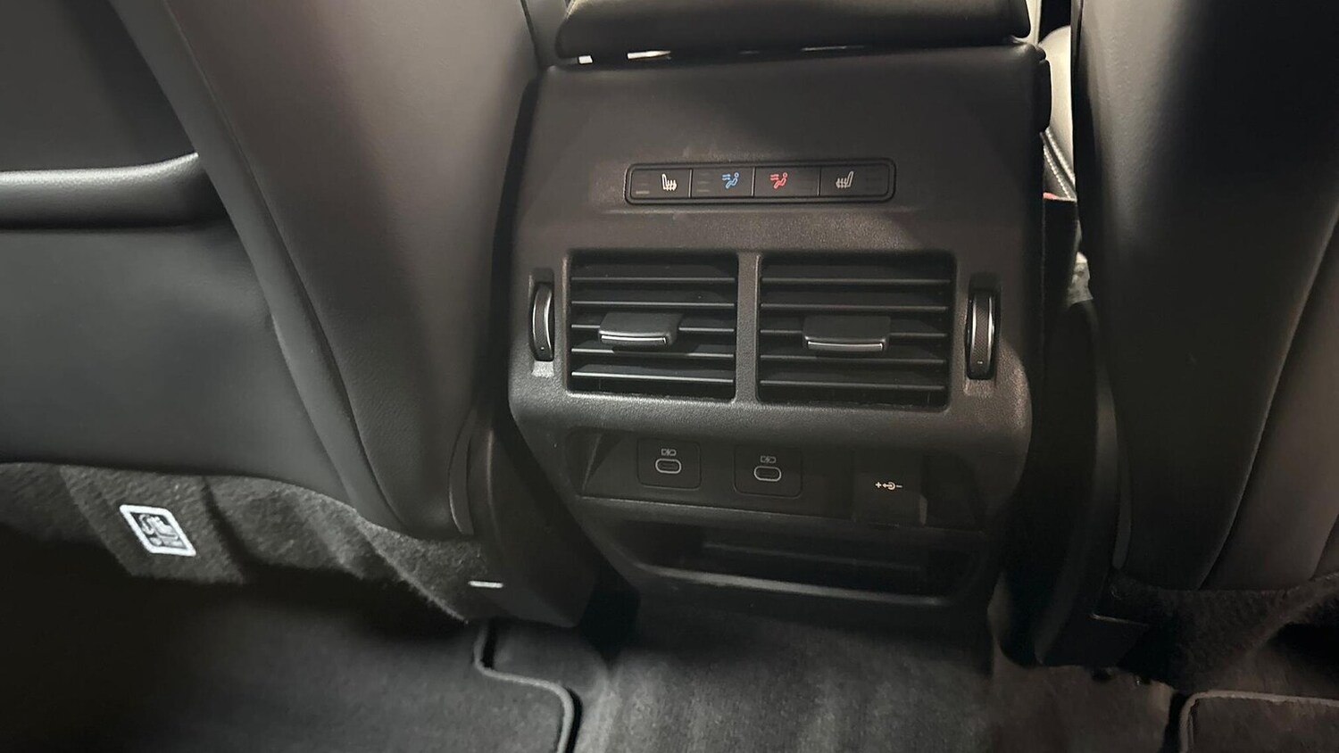 Used Land Rover Discovery Sport 2024 for sale - 76932287: Photo 18