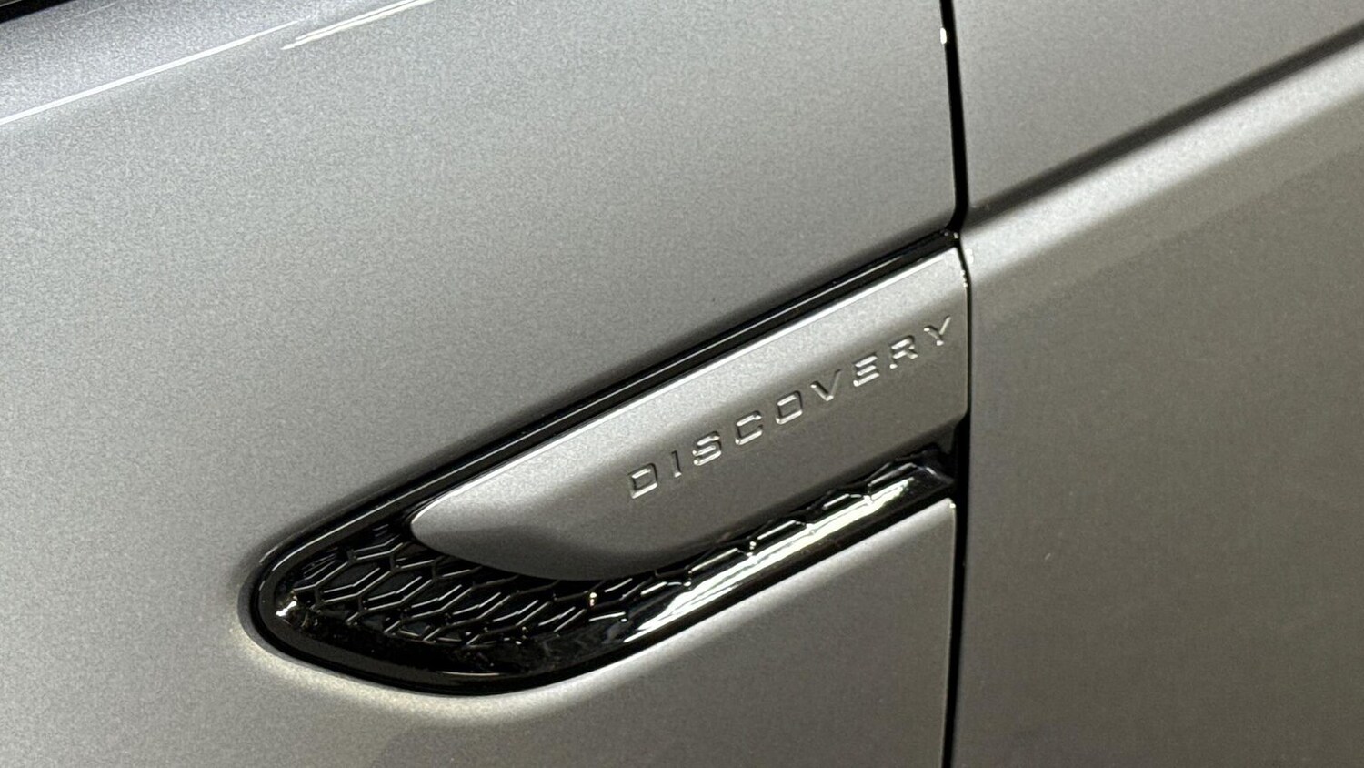 Used Land Rover Discovery Sport 2024 for sale - 76932287: Photo 20