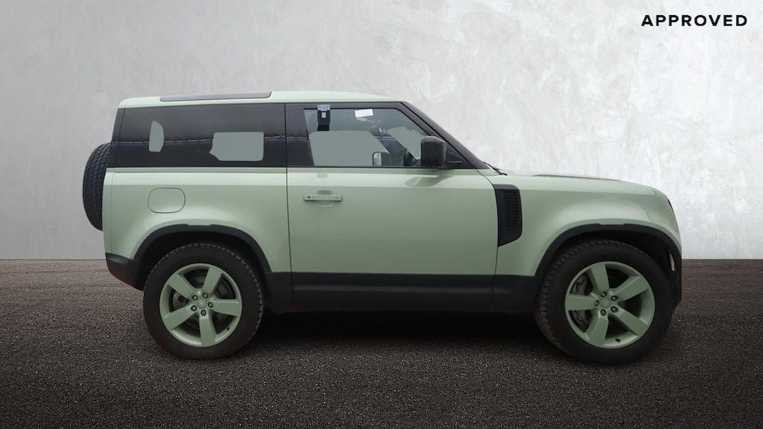 Used Land Rover Defender 2023 for sale - 76785246: Photo 5