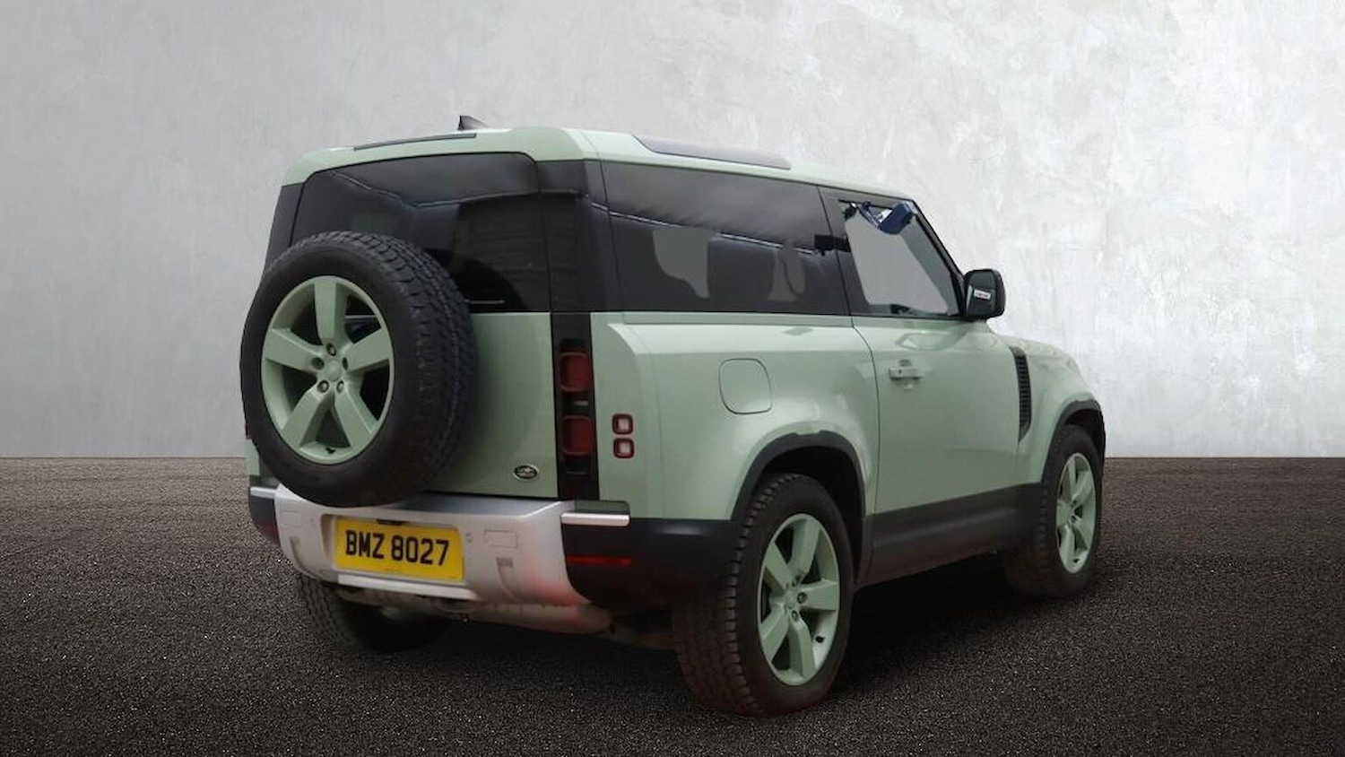 Used Land Rover Defender 2023 for sale - 76785246: Photo 8