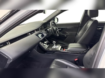 Used Land Rover Range Rover Evoque 2022 for sale - 78139500: Photo