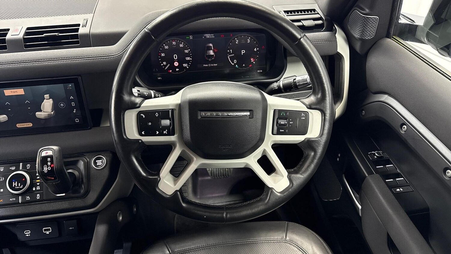 Used Land Rover Defender 2021 for sale - 77701325: Photo 15