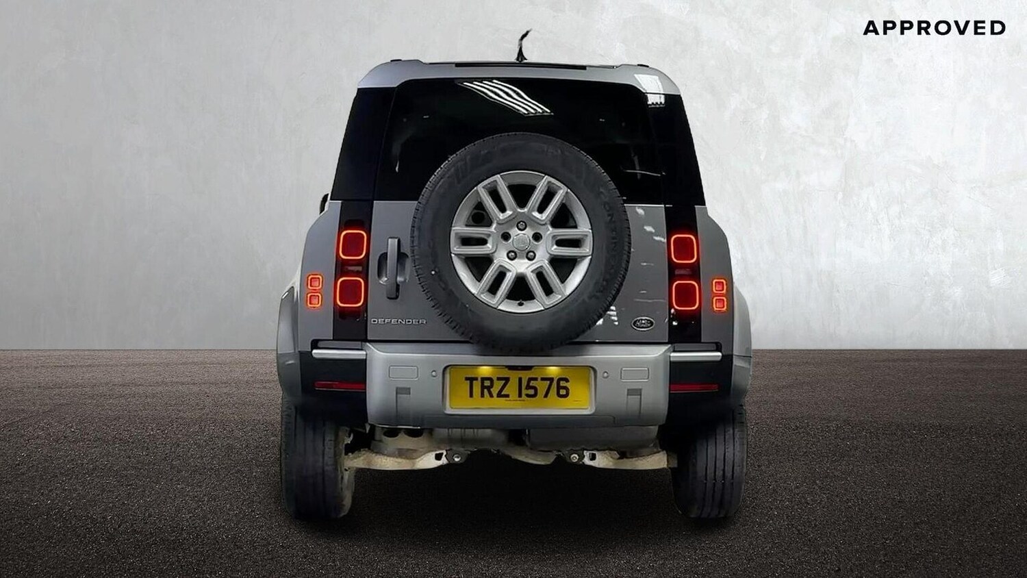 Used Land Rover Defender 2021 for sale - 77701325: Photo 6