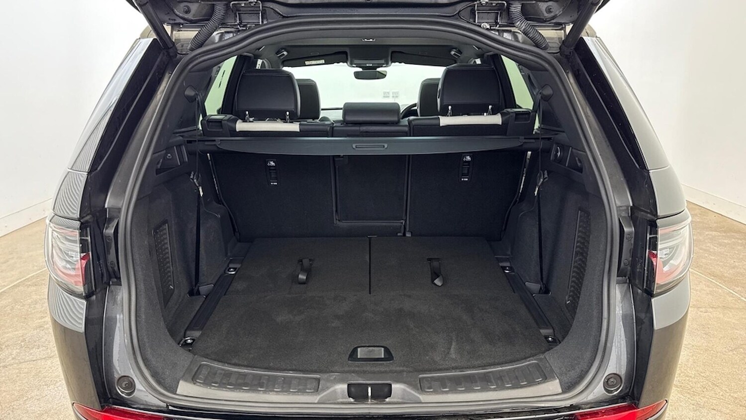 Used Land Rover Discovery Sport 2024 for sale - 77489796: Photo 10