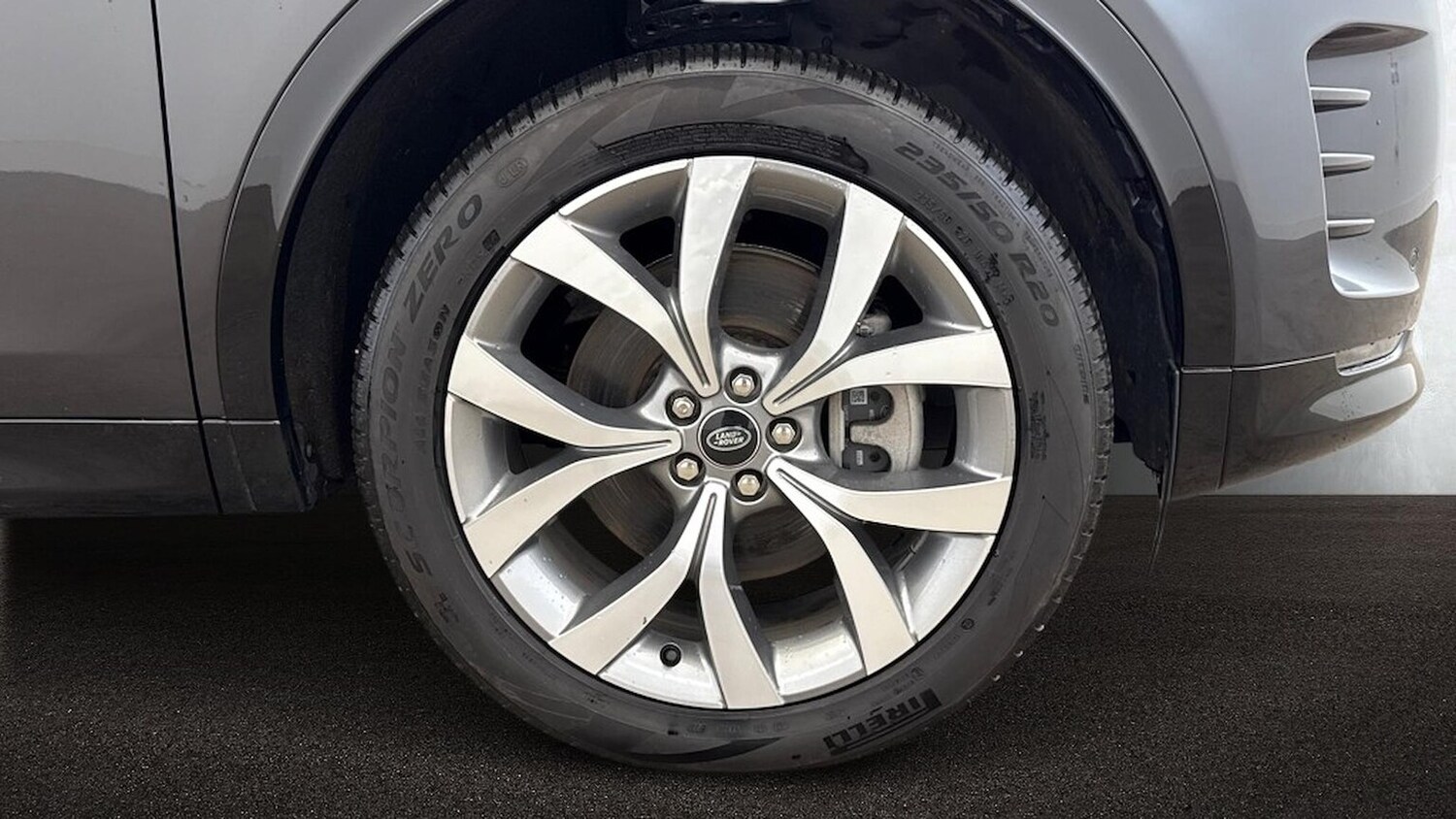 Used Land Rover Discovery Sport 2024 for sale - 77489796: Photo 8