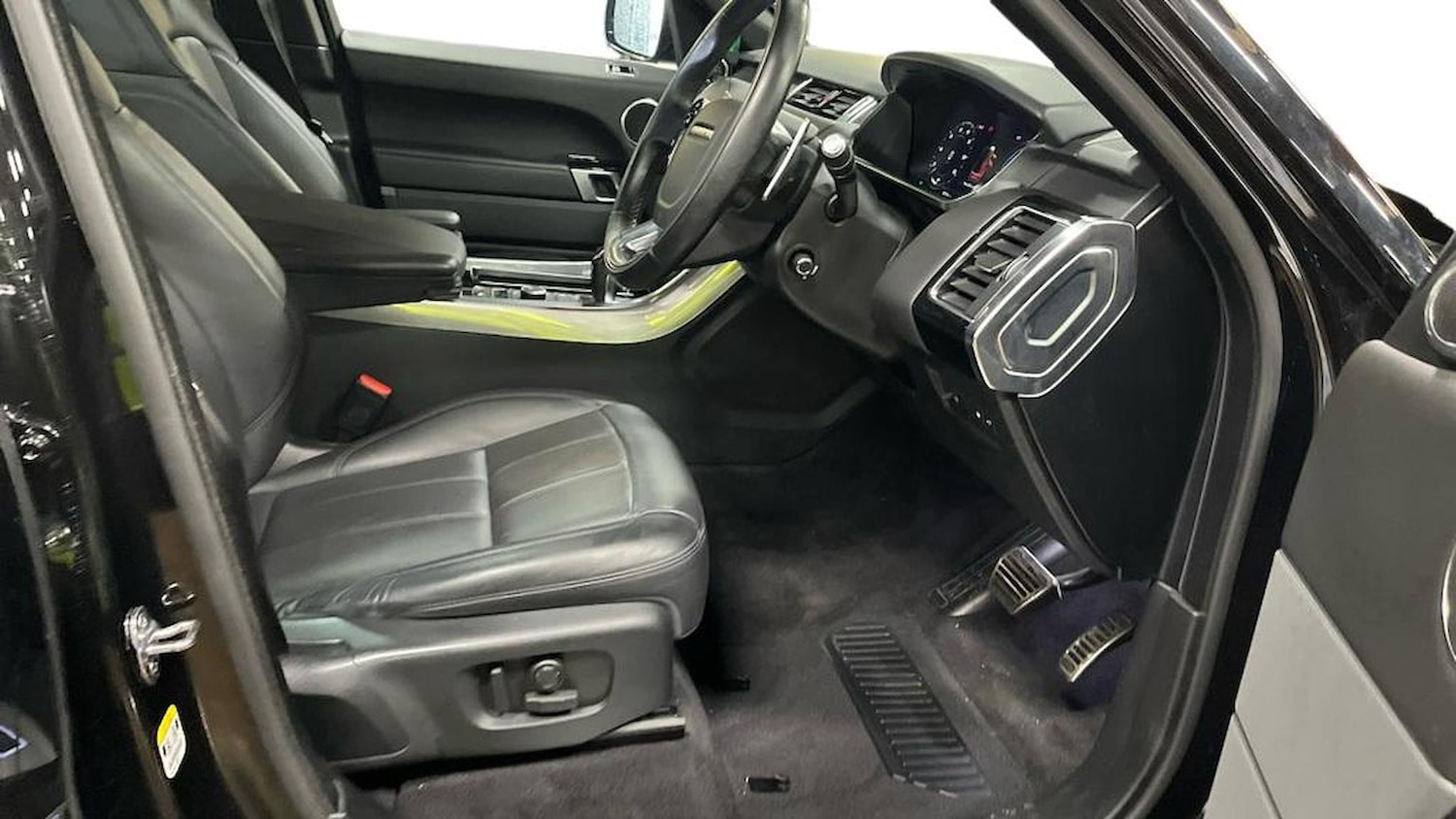 Used Land Rover Range Rover Sport 2021 for sale - 78191106: Photo 3