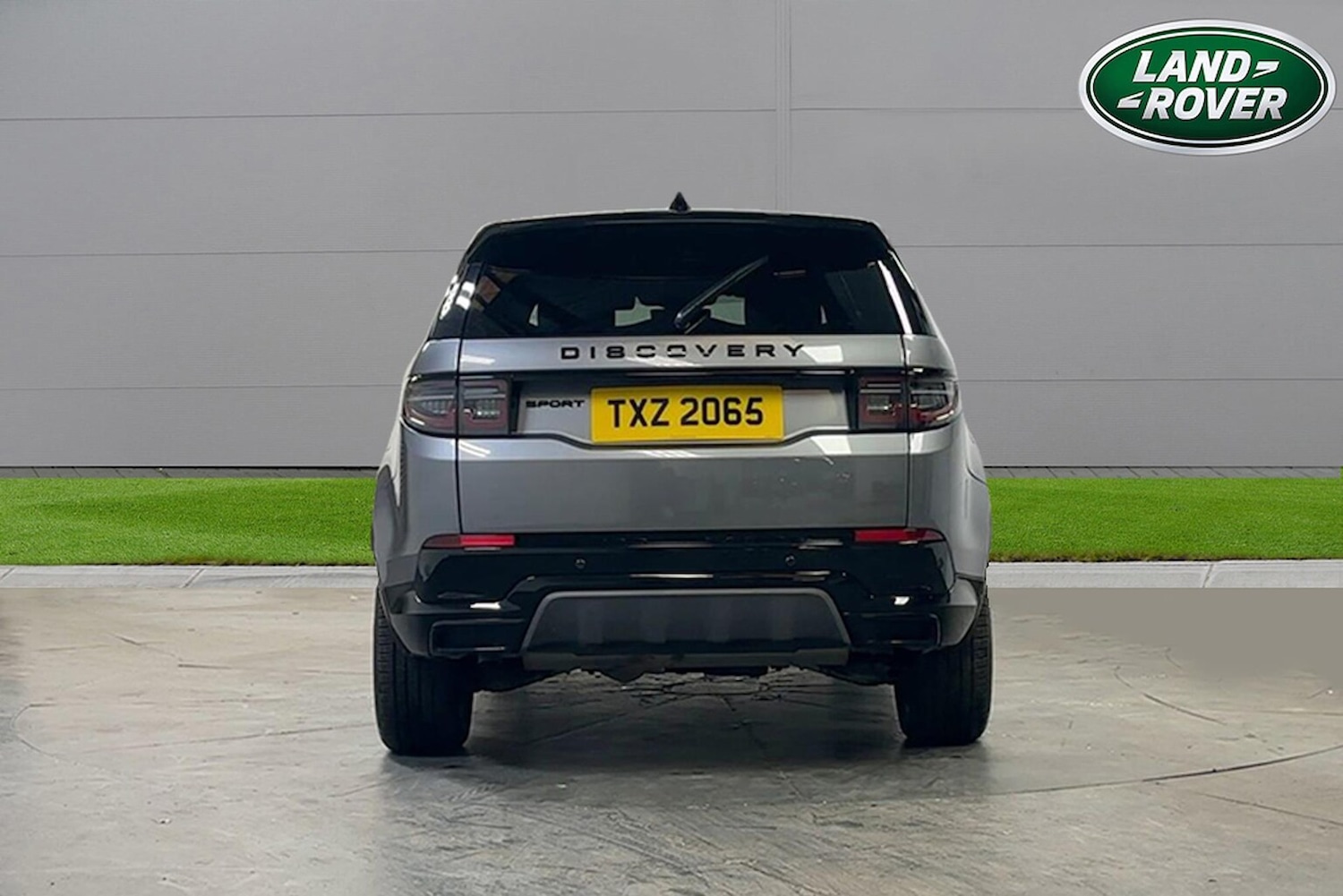 Used Land Rover Discovery Sport 2024 for sale - 76618514: Photo 4