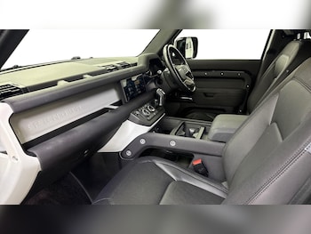 Used Land Rover Defender 2022 for sale - 78420812: Photo