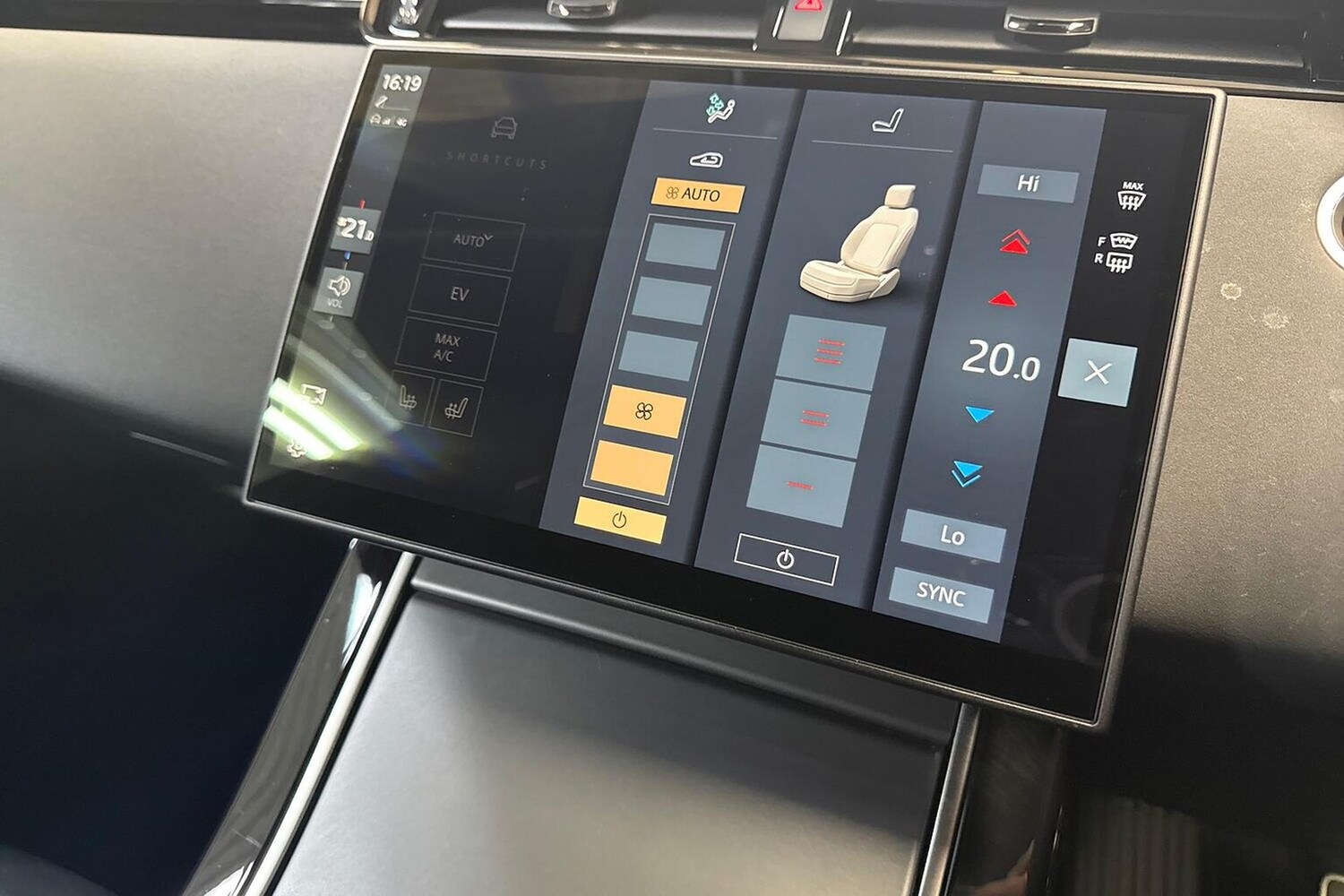 Used Land Rover Range Rover Evoque 2025 for sale - 77489480: Photo 12