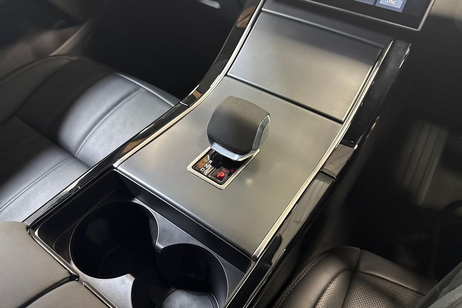 Used Land Rover Range Rover Evoque 2025 for sale - 77489480: Photo 13