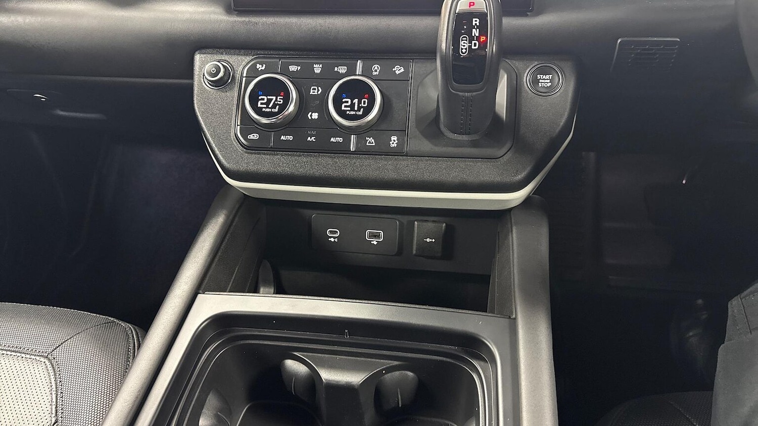 Used Land Rover Defender 2023 for sale - 78193303: Photo 13