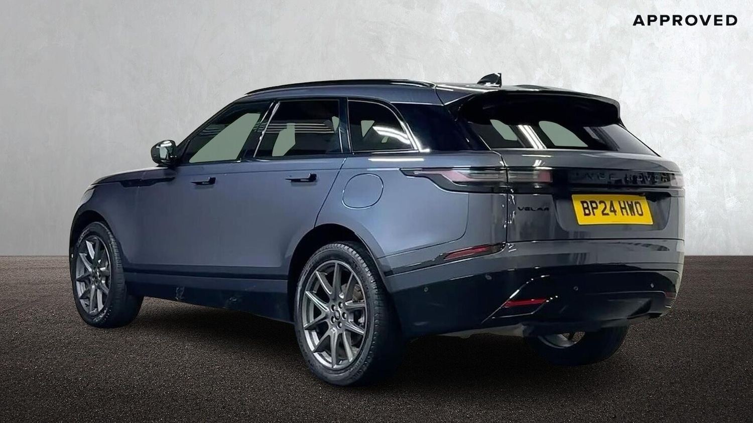 Used Land Rover Range Rover Velar 2024 for sale - 77489784: Photo 2
