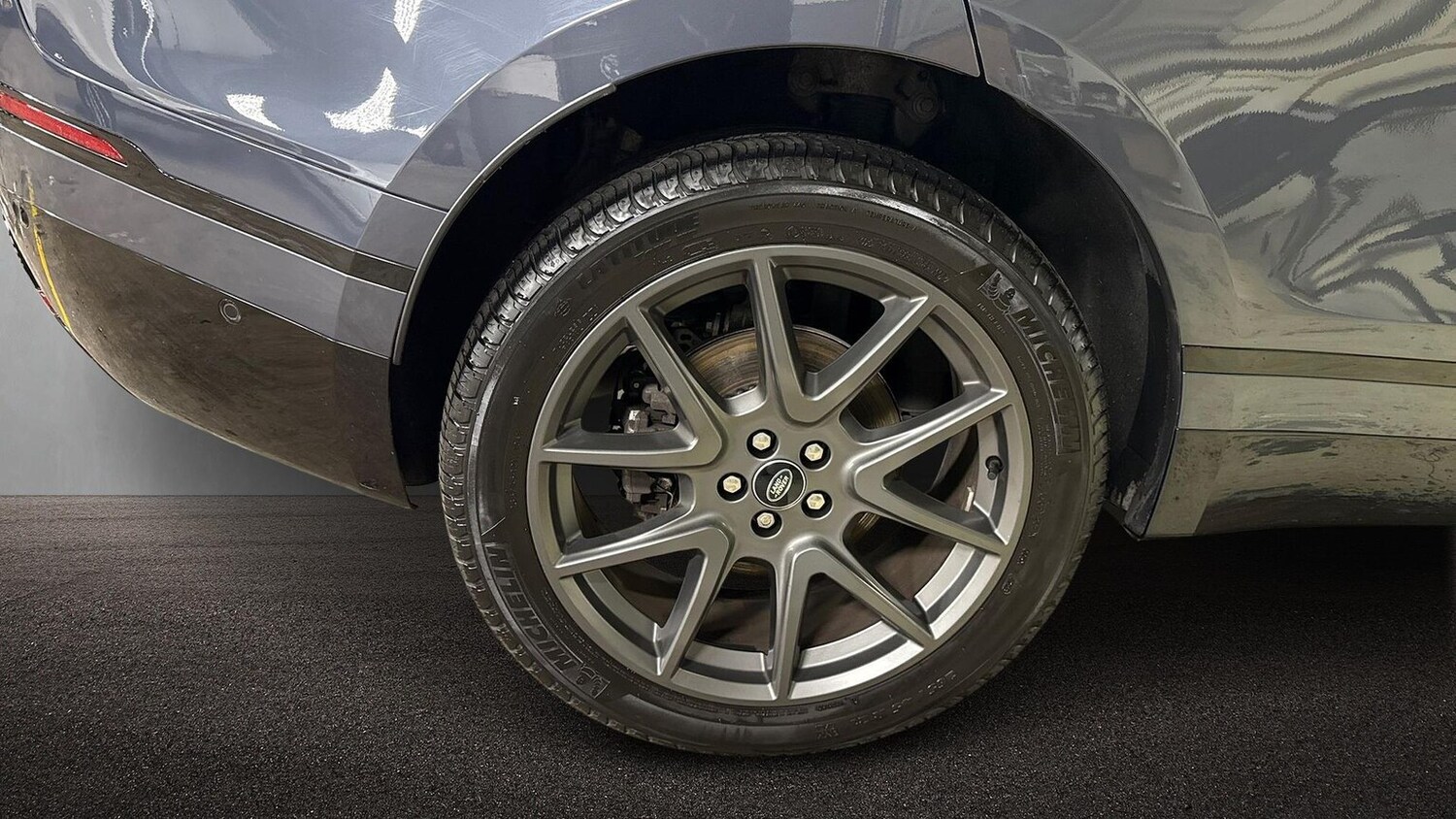 Used Land Rover Range Rover Velar 2024 for sale - 77489784: Photo 8