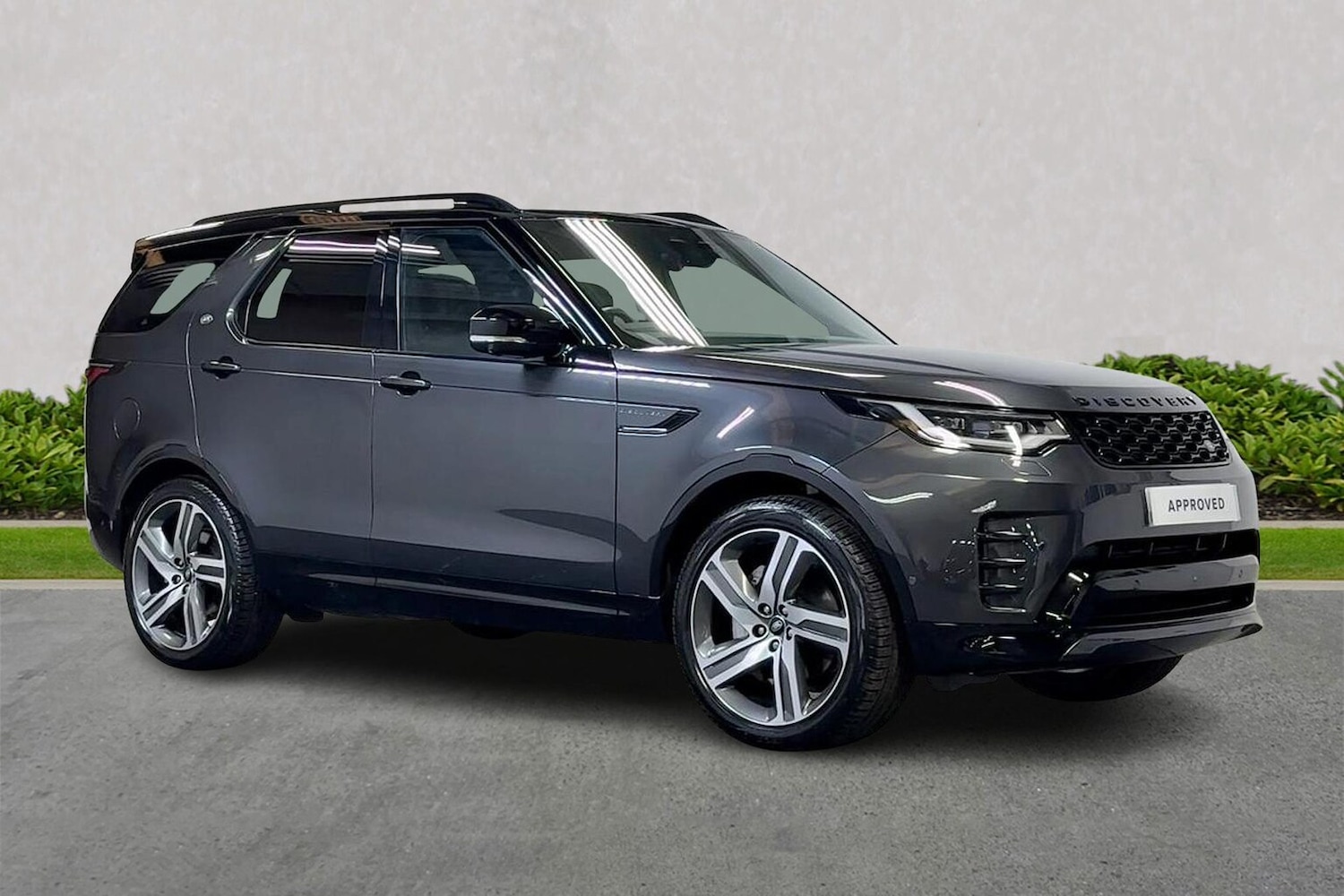 Used Land Rover Discovery 2024 for sale - 76149611: Photo 1