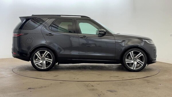 Used Land Rover Discovery 2024 for sale - 76149611: Photo 2