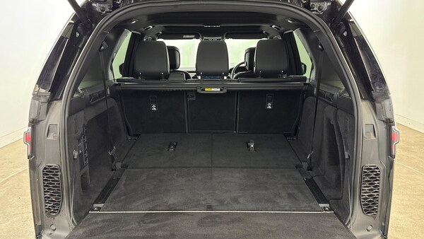 Used Land Rover Discovery 2024 for sale - 76149611: Photo 6