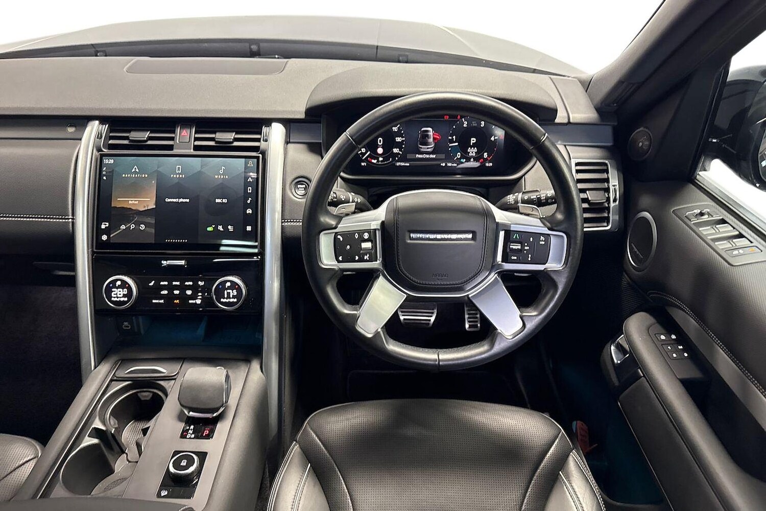 Used Land Rover Discovery 2024 for sale - 76149611: Photo 9