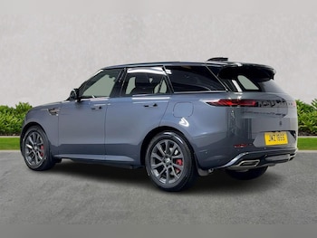 Used Land Rover Range Rover Sport 2025 for sale - 76243136: Photo 2