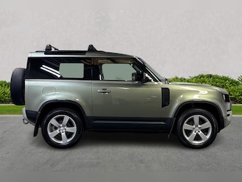 Used Land Rover Defender 2022 for sale - 75484814: Photo