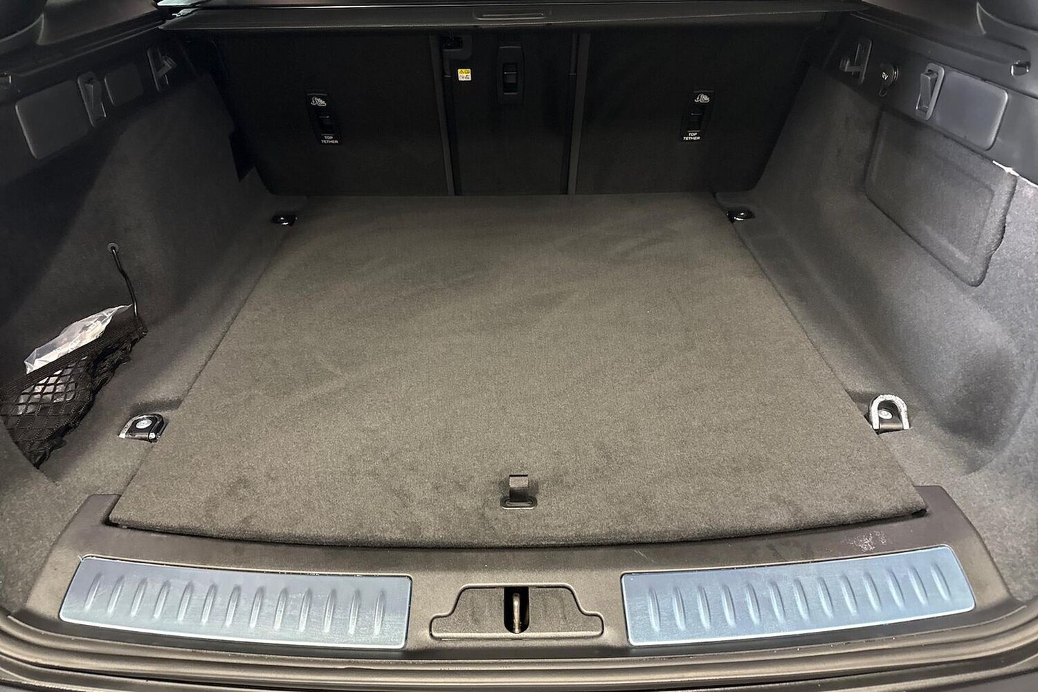 Used Land Rover Range Rover Velar 2026 for sale - 78193298: Photo 17