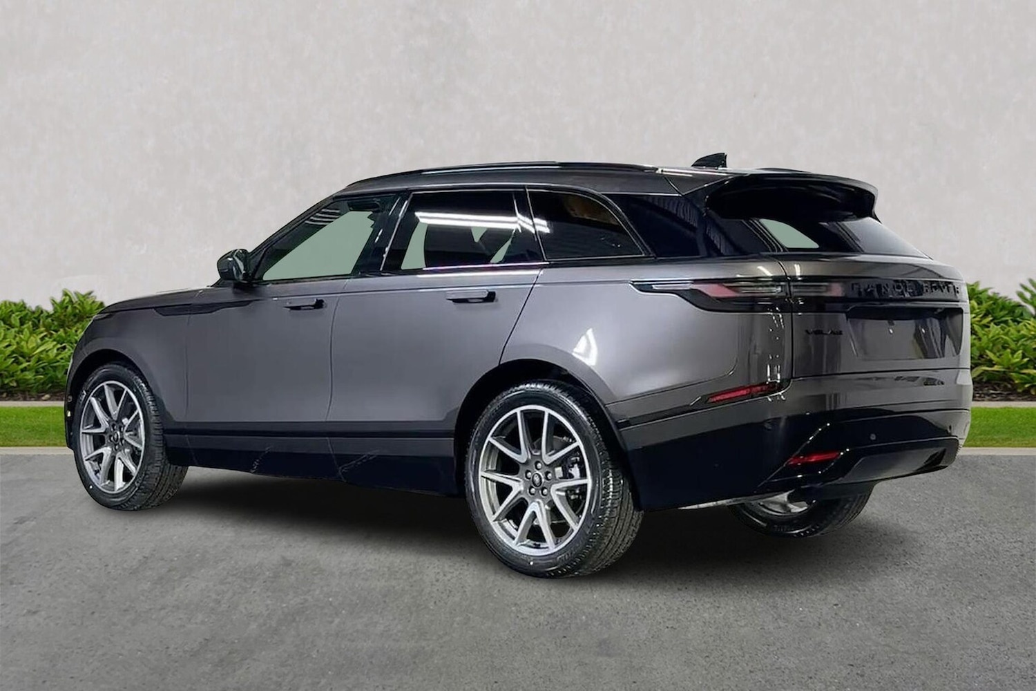Used Land Rover Range Rover Velar 2026 for sale - 78193298: Photo 2