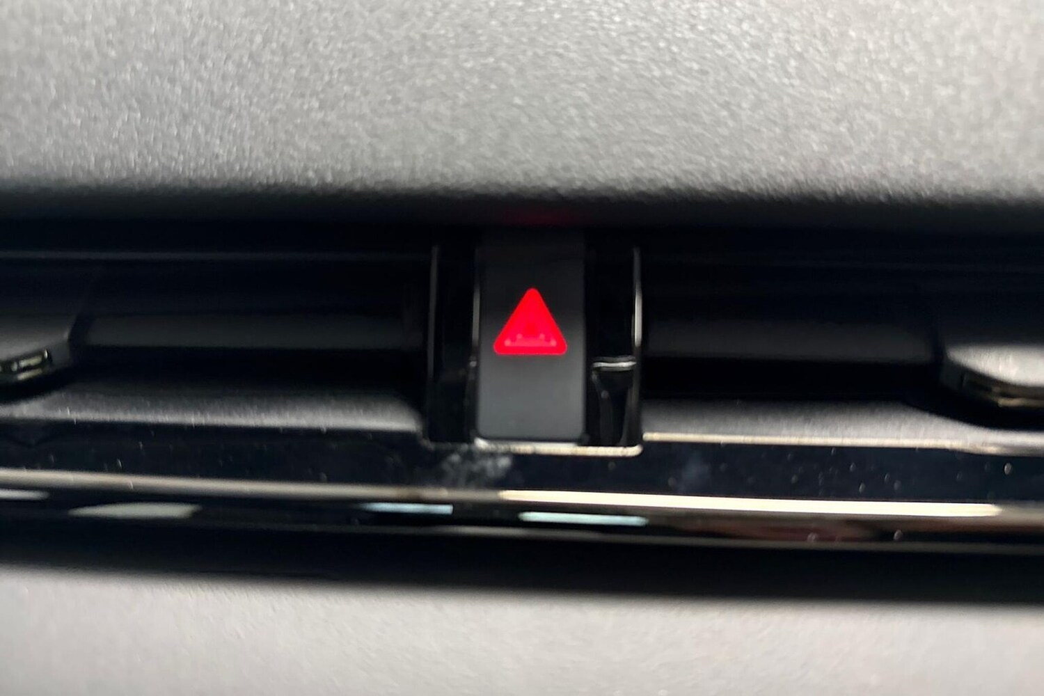 Used Land Rover Range Rover Velar 2026 for sale - 78193298: Photo 22