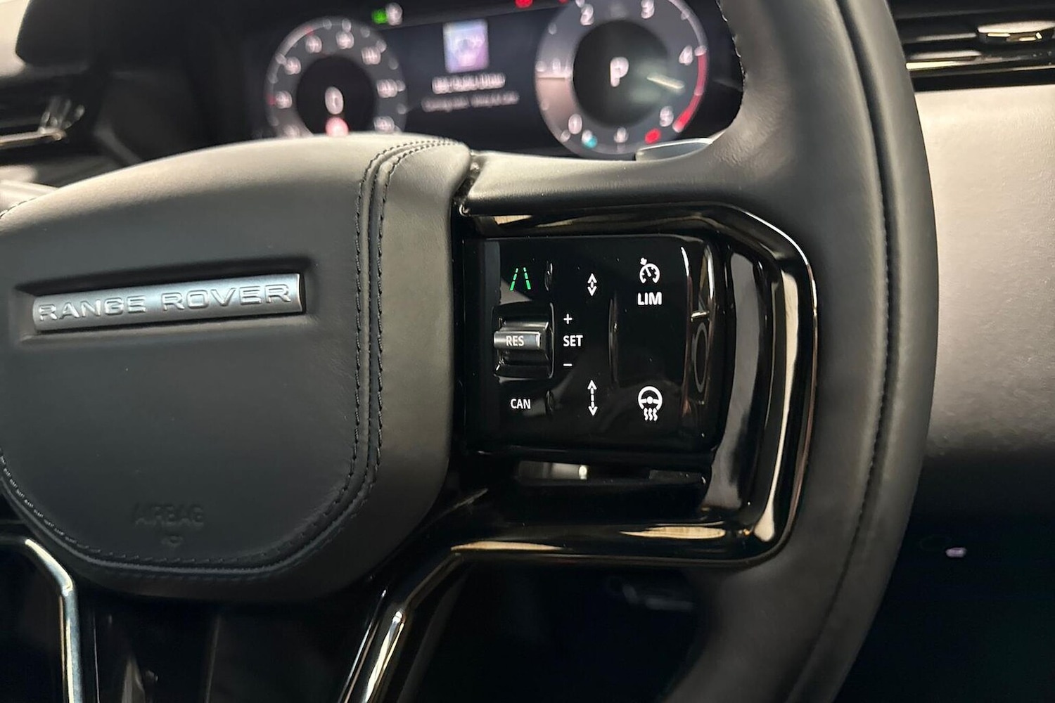 Used Land Rover Range Rover Velar 2026 for sale - 78193298: Photo 25