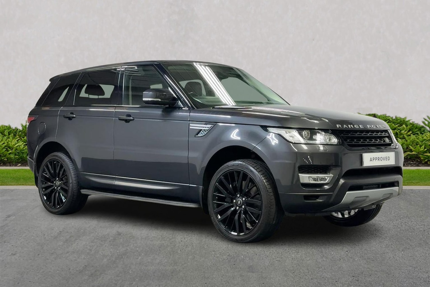 Used Land Rover Range Rover Sport 2017 for sale - 76412504: Photo 1