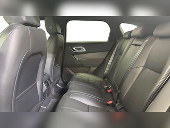 Used Land Rover Range Rover Velar 2026 for sale - 79410470: Photo