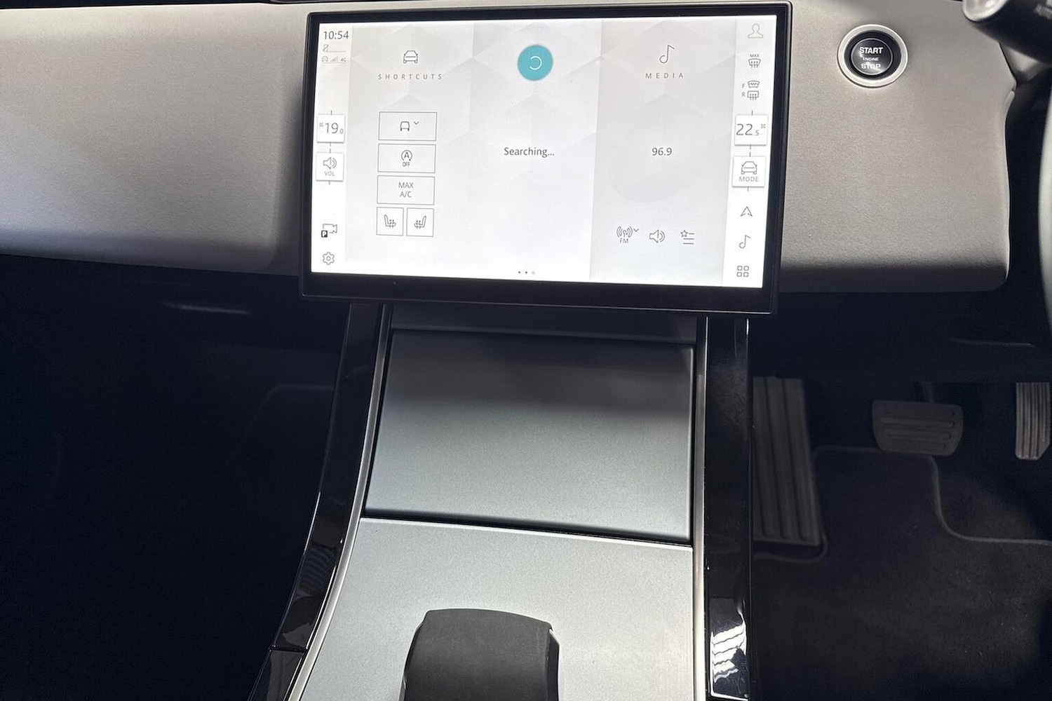 Used Land Rover Range Rover Evoque 2023 for sale - 76403423: Photo 11