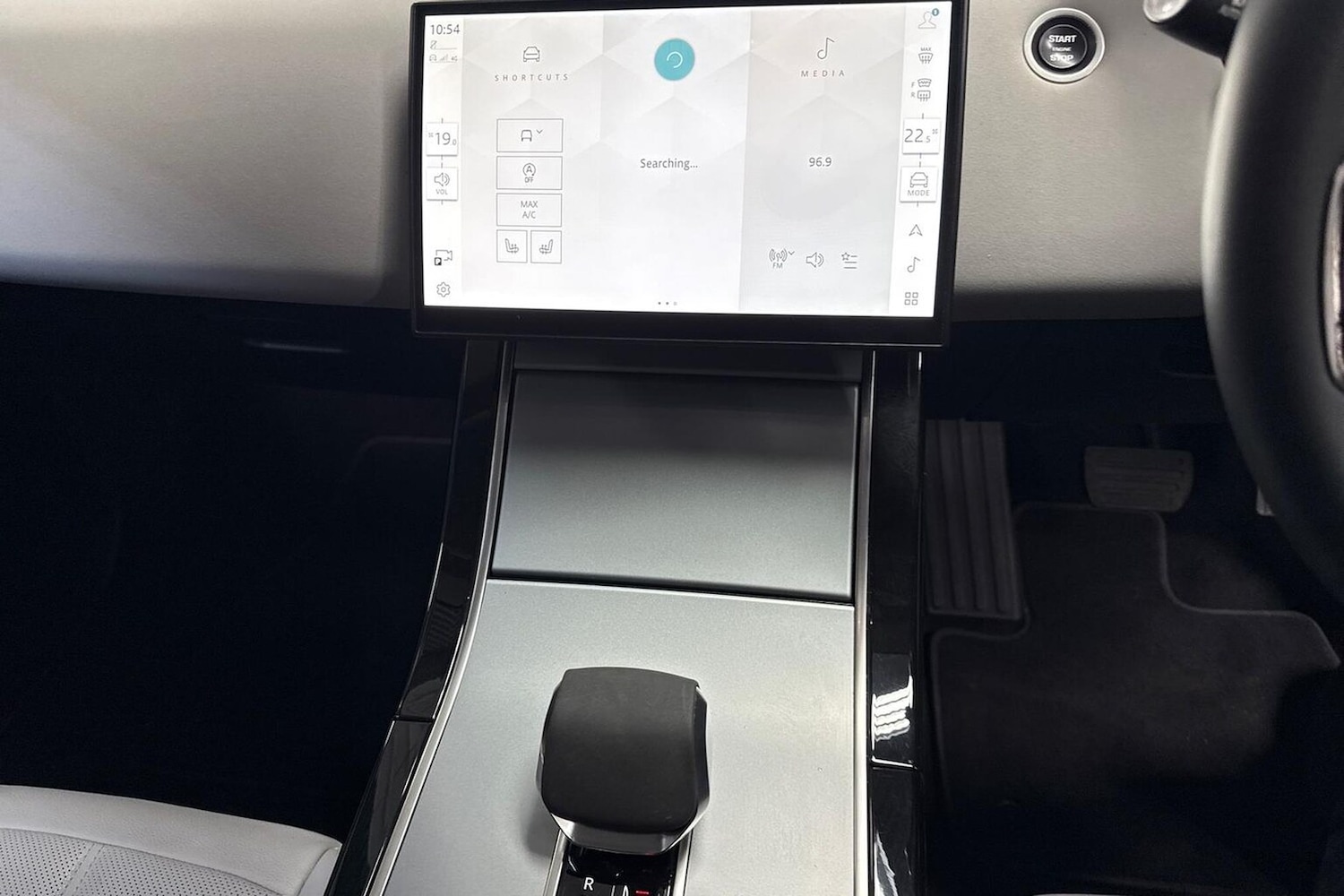 Used Land Rover Range Rover Evoque 2023 for sale - 76403423: Photo 13