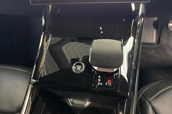 Used Land Rover Range Rover Sport 2025 for sale - 76149601: Photo 12