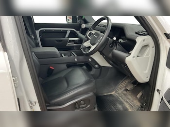 Used Land Rover Defender 2024 for sale - 79185215: Photo