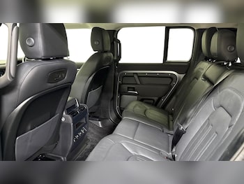 Used Land Rover Defender 2022 for sale - 78532569: Photo
