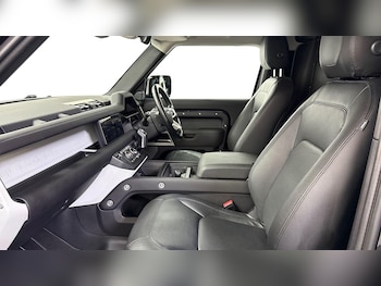 Used Land Rover Defender 2024 for sale - 79341129: Photo