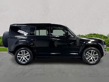 Used Land Rover Defender 2023 for sale - 75484910: Photo