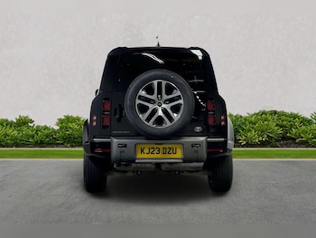 Used Land Rover Defender 2023 for sale - 75484910: Photo