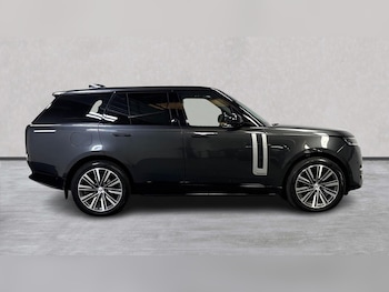 Used Land Rover Range Rover 2025 for sale - 75983985: Photo