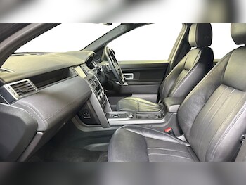 Used Land Rover Discovery Sport 2019 for sale - 76490763: Photo