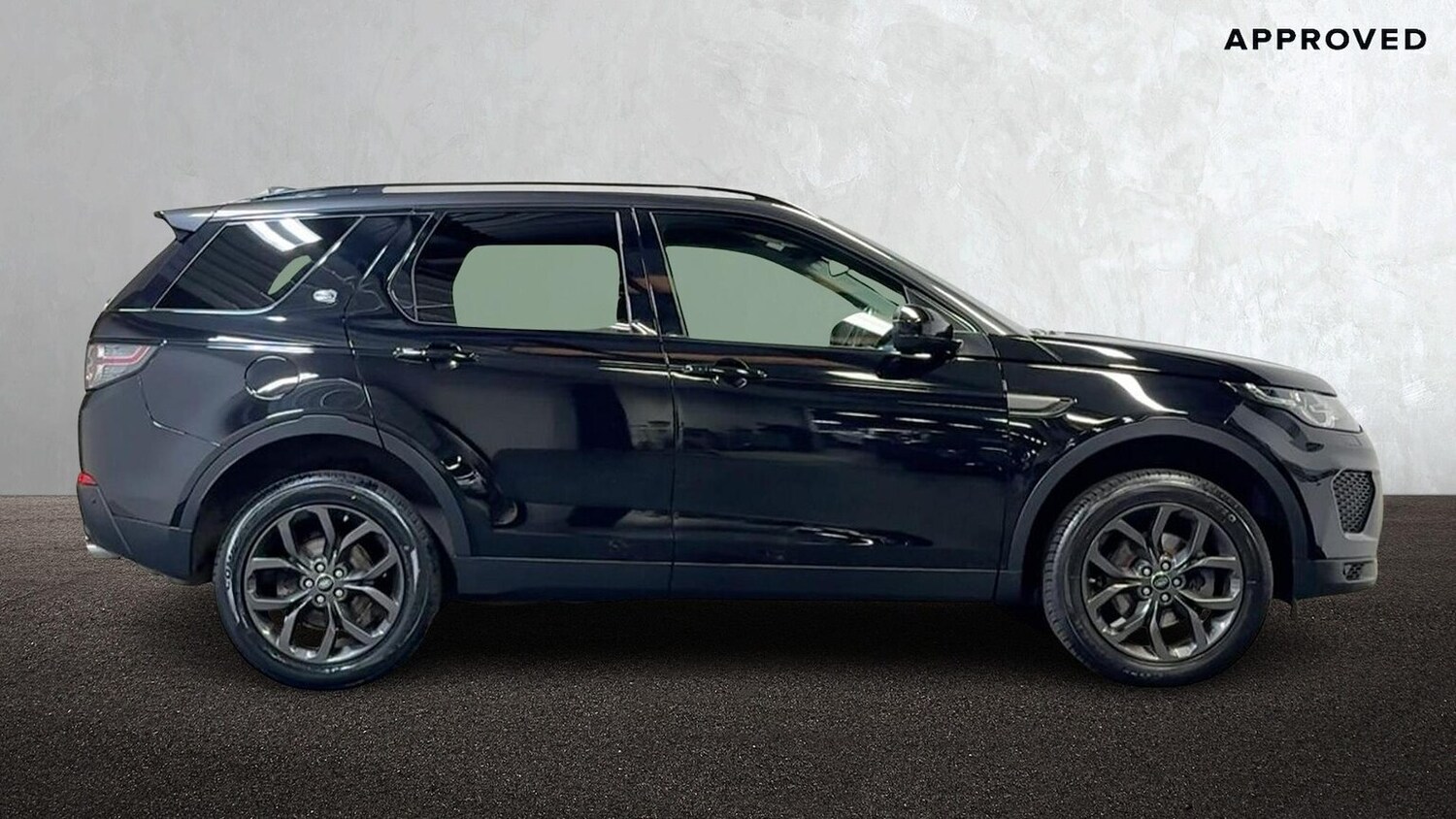 Used Land Rover Discovery Sport 2019 for sale - 76490763: Photo 5